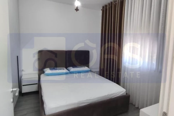 Shtepi me qera Apartament ne Tirane, 1+1, Mobilimi E mobiluar, Pagesa 450  Euro.