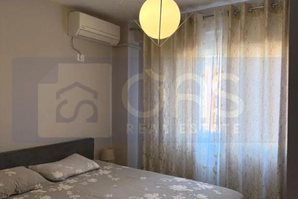 Shtepi me qera Apartament ne Tirane, 2+1, Mobilimi E mobiluar, Pagesa 90,000  Leke.