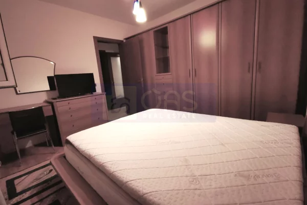 Shtepi me qera Apartament ne Tirane, 2+1, Mobilimi E mobiluar, Pagesa 90,000  Leke.