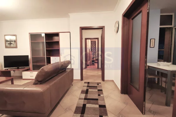 Shtepi me qera Apartament ne Tirane, 2+1, Mobilimi E mobiluar, Pagesa 90,000  Leke.