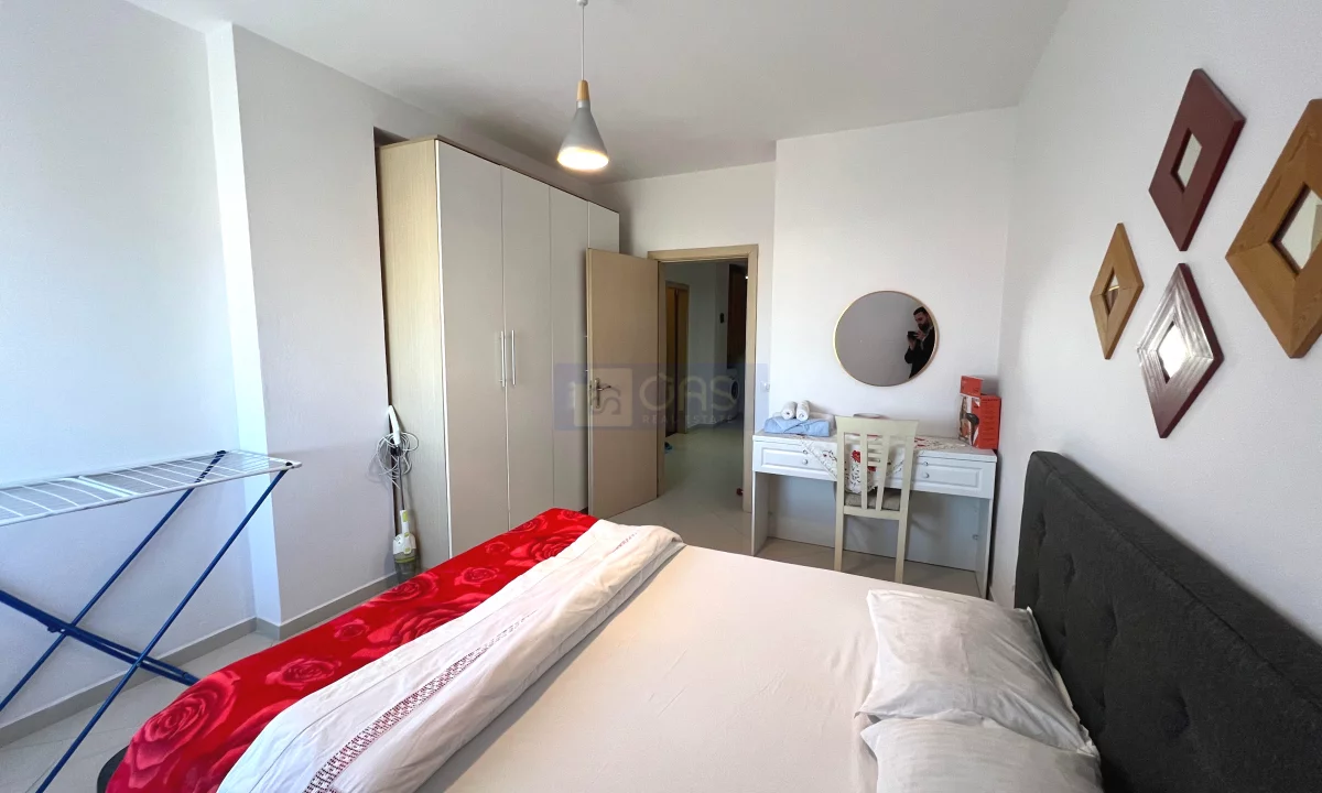 Shtepi me qera Apartament ne Tirane, 1+1, Mobilimi E mobiluar, Pagesa 500  Euro.