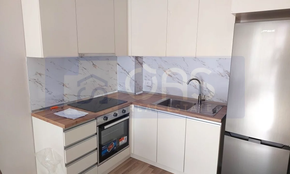 Shtepi me qera Apartament ne Tirane, 1+1, Mobilimi E mobiluar, Pagesa 480  Euro.