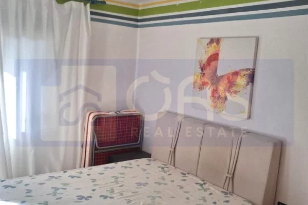 Jepet shtepi me qera 1+1 tek Petro Nini 42000 leke