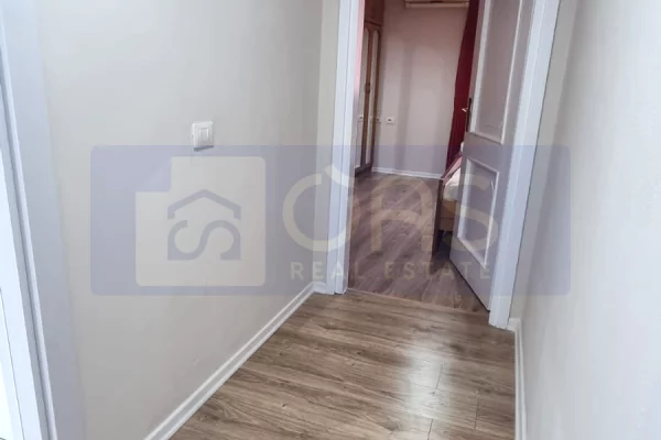 Shtepi ne shitje Apartament ne Tirane, 1+1, Mobilimi E mobiluar, Pagesa 125,000  Euro.