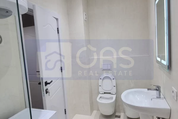 Shtepi ne shitje Apartament ne Tirane, 1+1, Mobilimi E mobiluar, Pagesa 125,000  Euro.