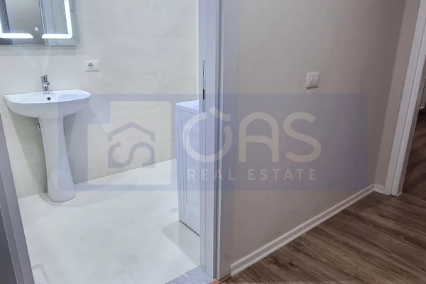 Shtepi ne shitje Apartament ne Tirane, 1+1, Mobilimi E mobiluar, Pagesa 125,000  Euro.