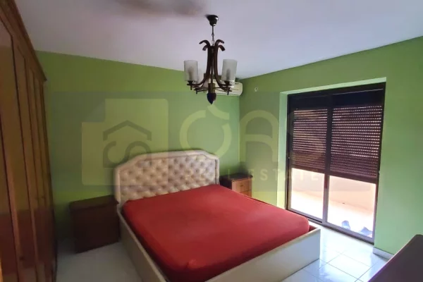 Shtepi ne shitje Apartament ne Tirane, 3+1, Mobilimi E mobiluar, Pagesa 225,000  Euro.