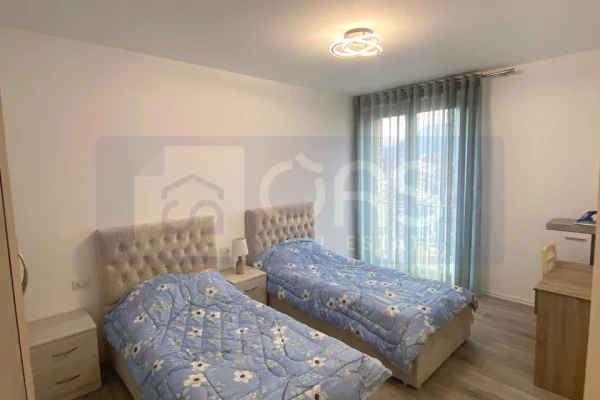 Shtepi me qera Apartament ne Tirane, 2+1, Mobilimi E mobiluar, Pagesa 800  Euro.