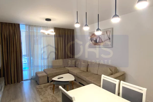 Shtepi me qera Apartament ne Tirane, 2+1, Mobilimi E mobiluar, Pagesa 800  Euro.
