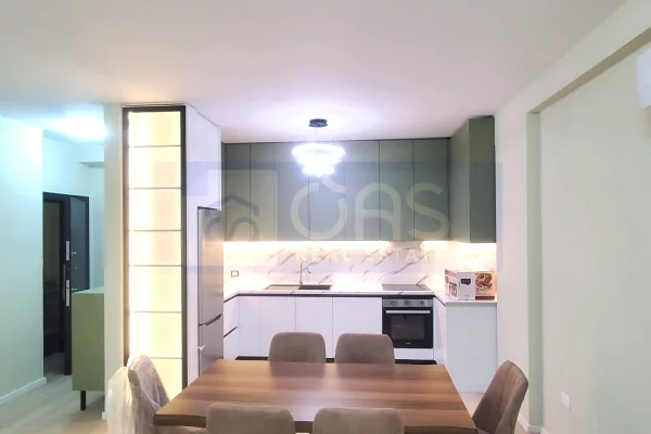 Shtepi me qera 2+1 ne Tirane - 1,200 Euro