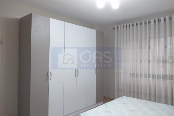 Shtepi ne shitje Apartament ne Tirane, 2+1, Mobilimi Bosh, pa mobiluar, Pagesa 138,000  Euro.