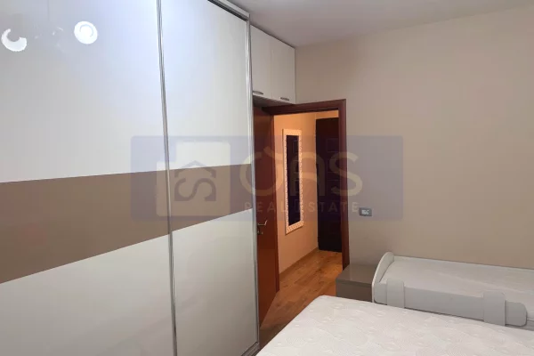 Jepet me qera Apartament 1+1 ne yzberisht 520 euro
