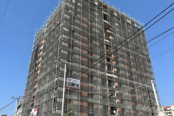 Shitet apartament 2+1 te Ish Fusha e Aviacionit 