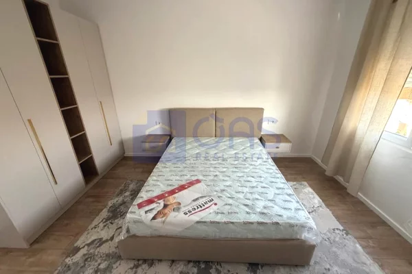 🏡 Jepet me qira Apartament 1+1 – Kamëz 