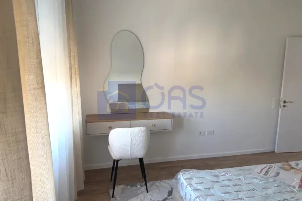 Shtepi me qera Apartament ne Tirane, 1+1, Mobilimi E mobiluar, Pagesa 38,000  Leke.