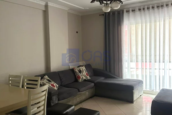 Shtepi me qera Apartament ne Tirane, 2+1, Mobilimi E mobiluar, Pagesa 55,000  Leke.