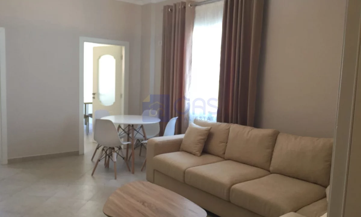 Appartamento in affitto a Tirana 1+1, Arredato