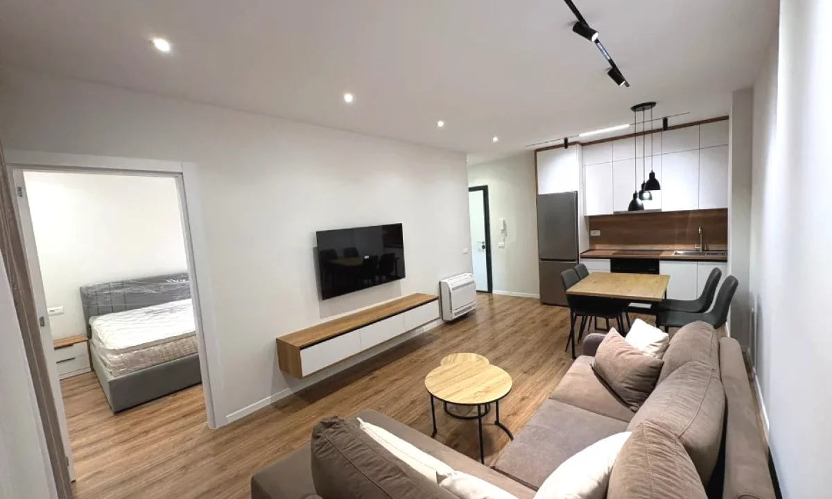 Shtepi me qera Apartament ne Tirane, 1+1, Mobilimi E mobiluar, Pagesa 60,000  Leke.