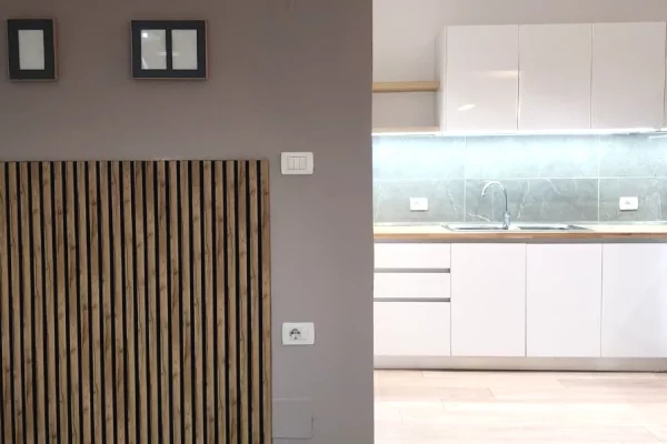 Shtepi me qera Apartament ne Tirane, 1+1, Mobilimi E mobiluar, Pagesa 65,000  Leke.