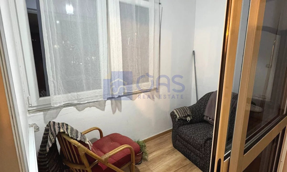 Shtepi me qera Apartament ne Tirane, 1+1, Mobilimi E mobiluar, Pagesa 45,000  Leke.