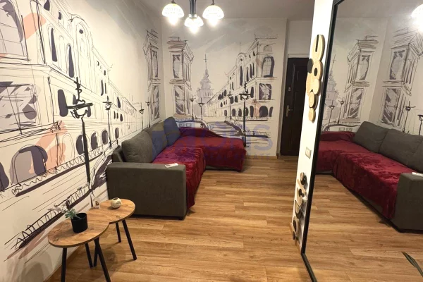 Shtepi me qera Apartament ne Tirane, 1+1, Mobilimi E mobiluar, Pagesa 45,000  Leke.