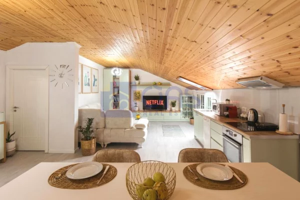 Shtepi me qera Apartament ne Tirane, 2+1, Mobilimi E mobiluar, Pagesa 60,000  Leke.