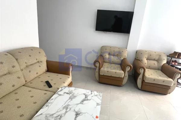Shtepi me qera Apartament ne Tirane, 1+1, Mobilimi E mobiluar, Pagesa 35,000  Leke.