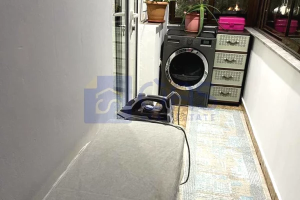 Shtepi me qera Apartament ne Tirane, 1+1, Mobilimi E mobiluar, Pagesa 50,000  Leke.