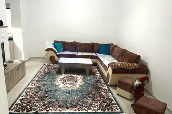 Shtepi me qera Apartament ne Tirane, 1+1, Mobilimi E mobiluar, Pagesa 50,000  Leke.