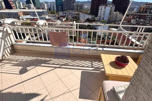 Shtepi me qera Apartament ne Tirane, 2+1, Mobilimi E mobiluar, Pagesa 75,000  Leke.