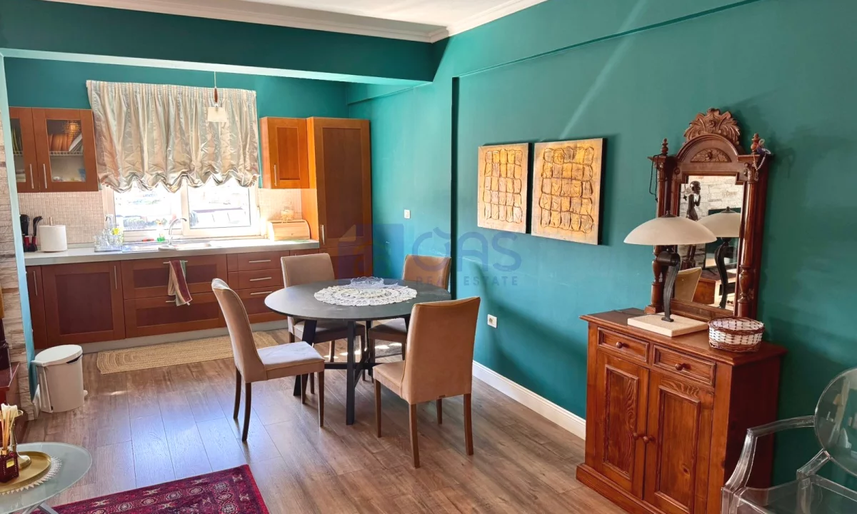 Shtepi me qera Apartament ne Tirane, 2+1, Mobilimi E mobiluar, Pagesa 75,000  Leke.