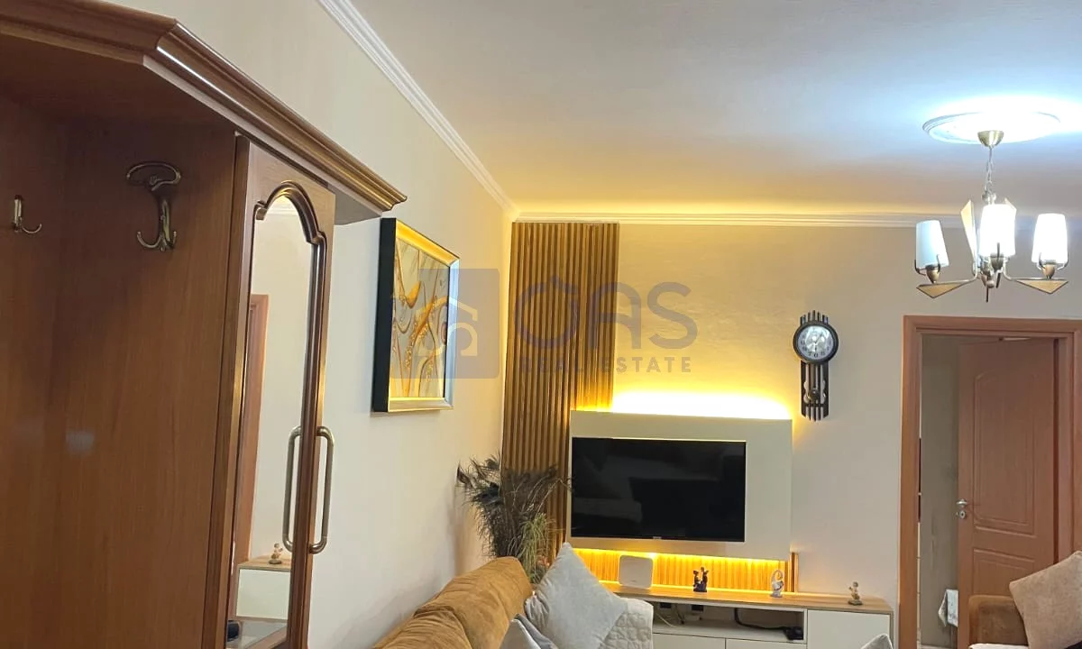 Shtepi me qera Apartament ne Tirane, 2+1, Mobilimi E mobiluar, Pagesa 60,000  Leke.