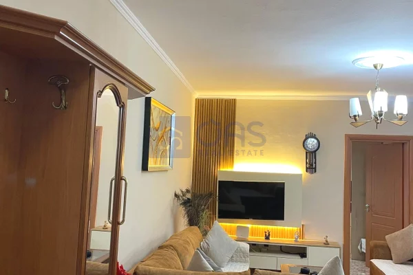 Shtepi me qera 2+1 ne Tirane - 60,000 Leke