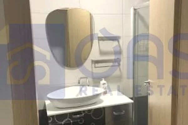 Shtepi me qera Apartament ne Tirane, 2+1, Mobilimi E mobiluar, Pagesa 67,000  Leke.