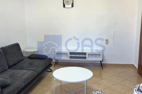 Shtepi me qera Apartament ne Tirane, 2+1, Mobilimi E mobiluar, Pagesa 400  Euro.