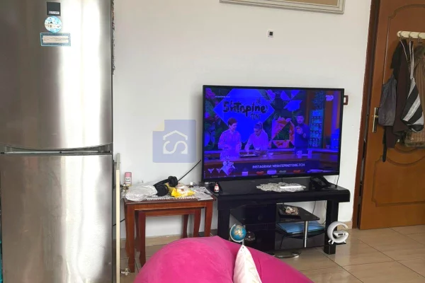 Shtepi me qera Apartament ne Tirane, 2+1, Mobilimi E mobiluar, Pagesa 400  Euro.