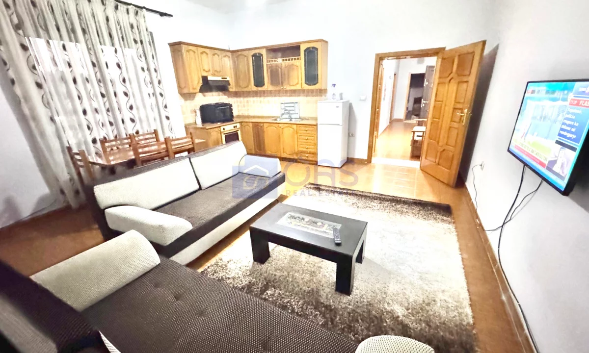 Shtepi me qera Apartament ne Tirane, 1+1, Mobilimi E mobiluar, Pagesa 40,000  Leke.
