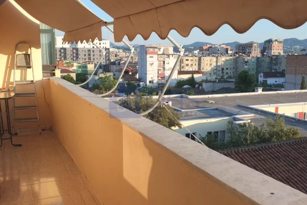 Shtepi me qera Apartament ne Tirane, 1+1, Mobilimi E mobiluar, Pagesa 42,000  Leke.