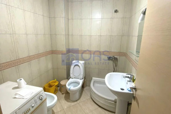 Jepet Apartment me qera 1+1 komuna parisit  (kika 1)