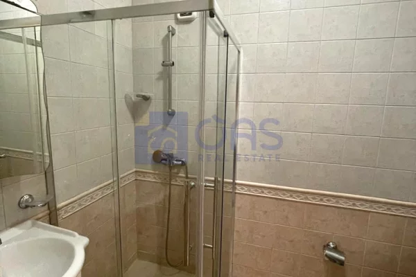 Shtepi me qera Apartament ne Tirane, 2+1, Mobilimi E mobiluar, Pagesa 1,000  Euro.