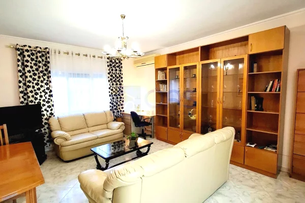 Shtepi me qera Apartament ne Tirane, 1+1, Mobilimi E mobiluar, Pagesa 50,000  Leke.