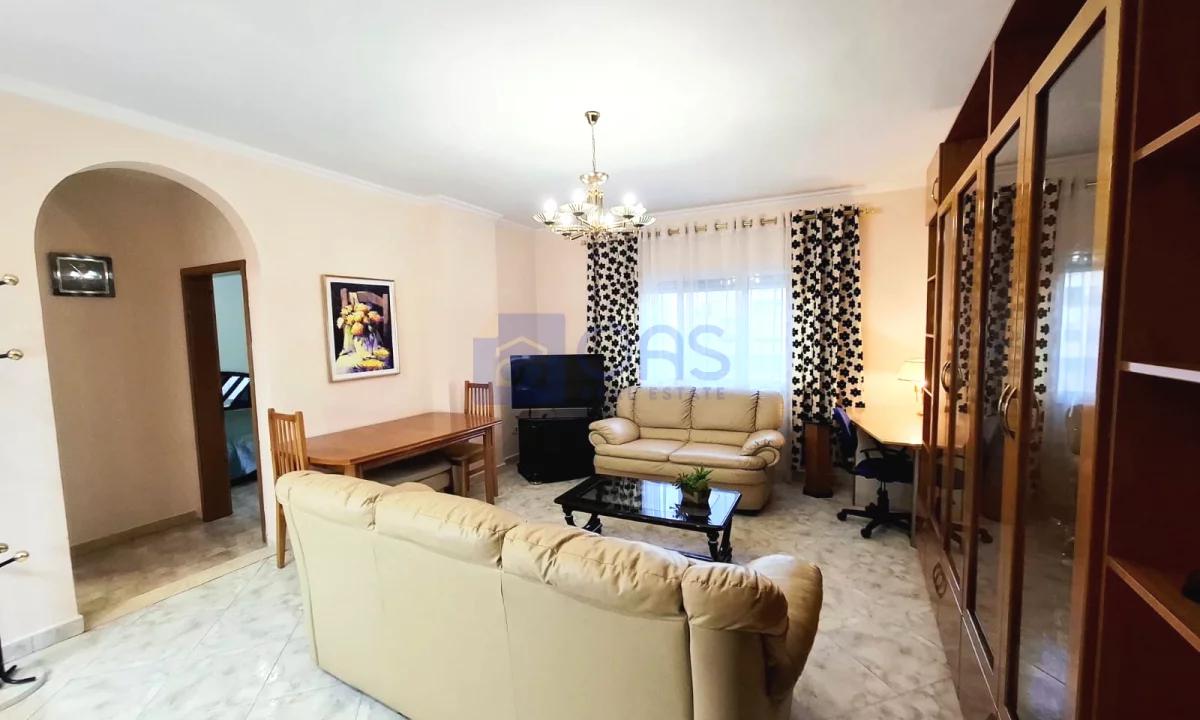 Shtepi me qera Apartament ne Tirane, 1+1, Mobilimi E mobiluar, Pagesa 50,000  Leke.