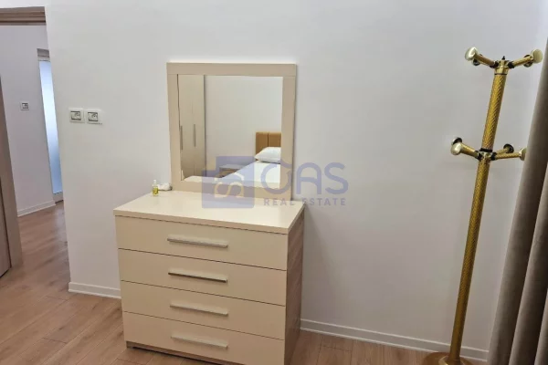 Shtepi me qera Apartament ne Tirane, 1+1, Mobilimi E mobiluar, Pagesa 55,000  Leke.