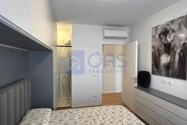Shtepi me qera Apartament ne Tirane, 2+1, Mobilimi E mobiluar, Pagesa 850  Euro.