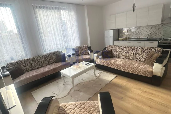 Shtepi me qera Apartament ne Tirane, 2+1, Mobilimi E mobiluar, Pagesa 680  Euro.