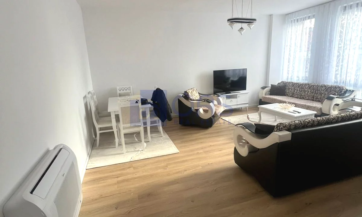 Shtepi me qera Apartament ne Tirane, 2+1, Mobilimi E mobiluar, Pagesa 680  Euro.