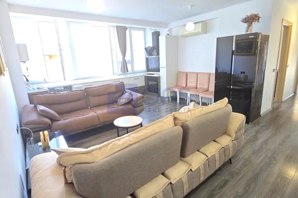 Shtepi ne shitje Apartament ne Tirane, 2+1, Mobilimi E mobiluar, Pagesa 195,000  Euro.