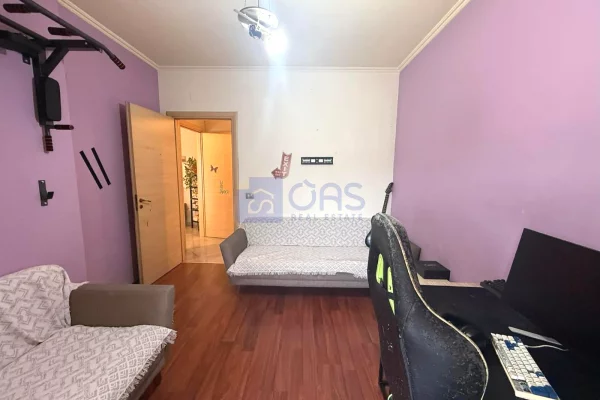 Shtepi ne shitje Apartament ne Tirane, 2+1, Mobilimi E mobiluar, Pagesa 245,000  Euro.