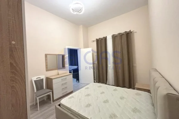 Shtepi me qera Apartament ne Tirane, 1+1, Mobilimi E mobiluar, Pagesa 550  Euro.