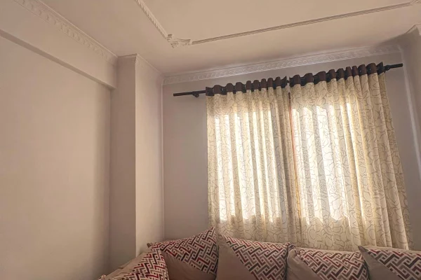 Shtepi me qera Apartament ne Tirane, 1+1, Mobilimi E mobiluar, Pagesa 40,000  Leke.